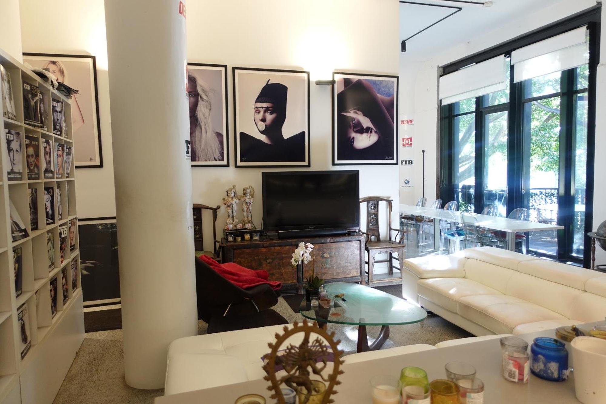 Apartment Award-winning, Luxury 3 Bedroom Designer Loft, Factory Conversion Sydney