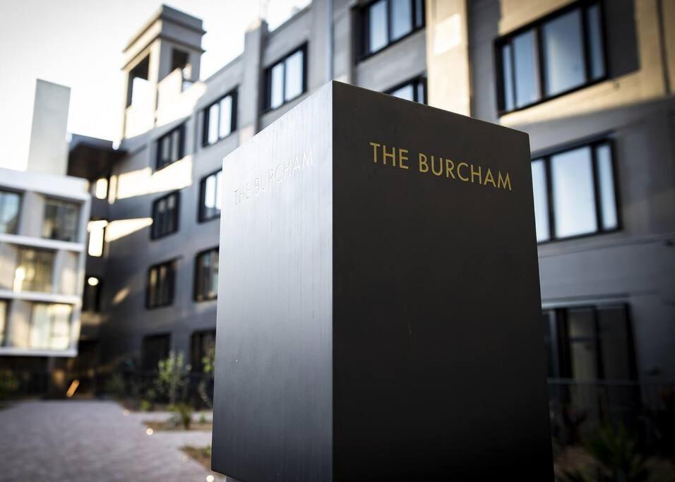 Award-winning, Luxury 3 Bedroom Designer Loft, Factory Conversion Apartment Sydney